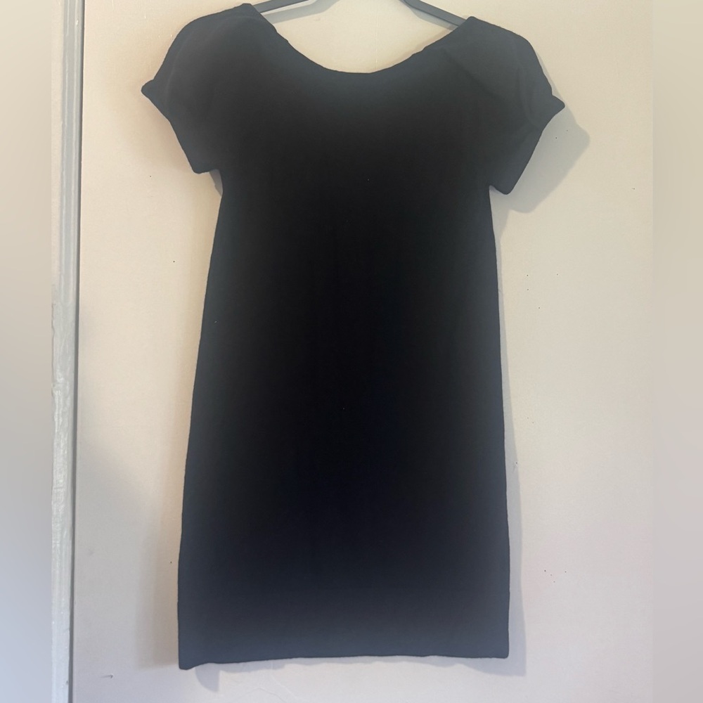 Theory Classic Black Apparel